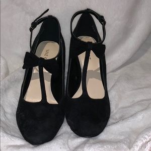 Nine West Black Hollison Bow T Strap heels
